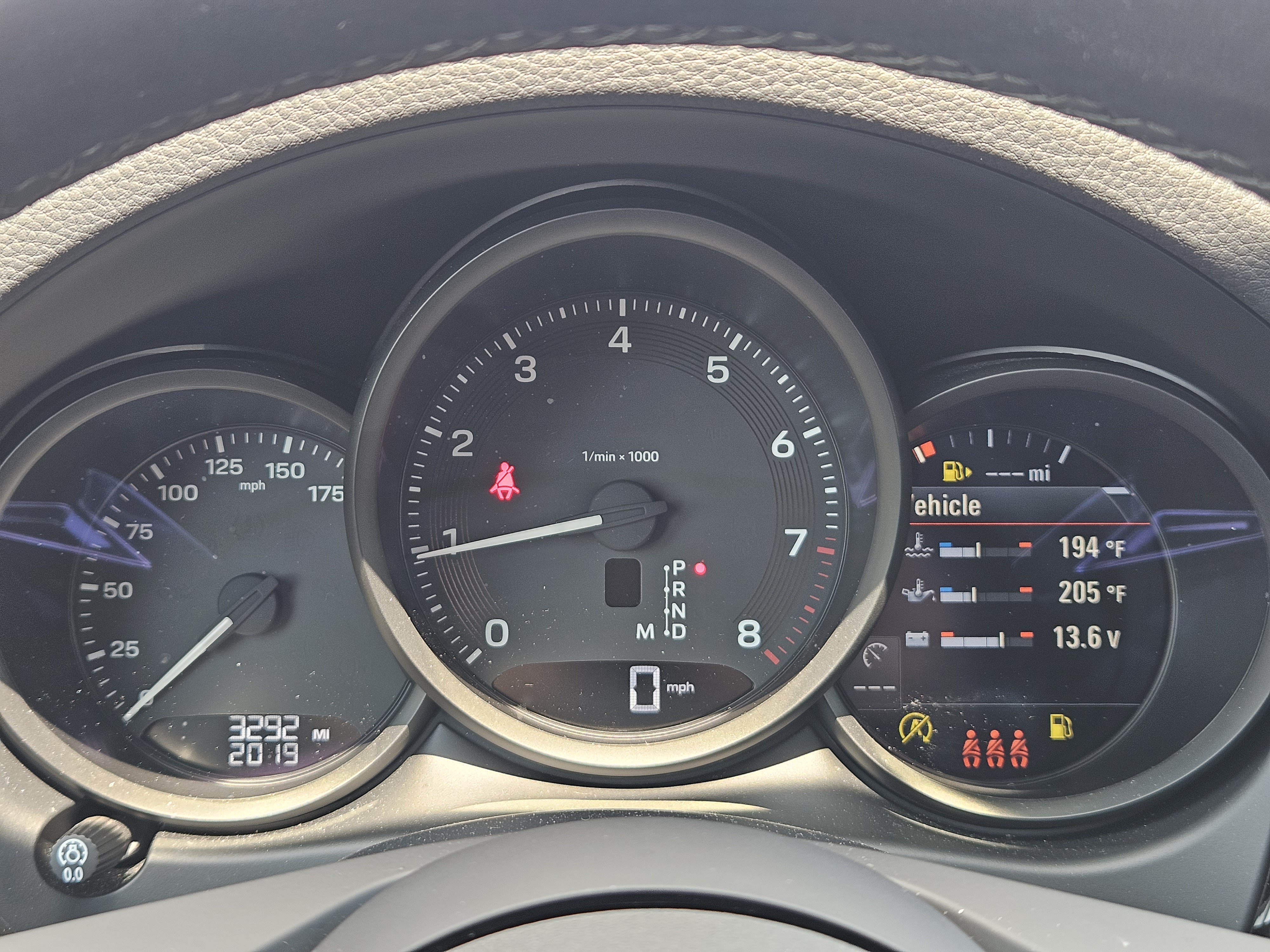 Certified 2026 Porsche Macan AWD/4WD image 16