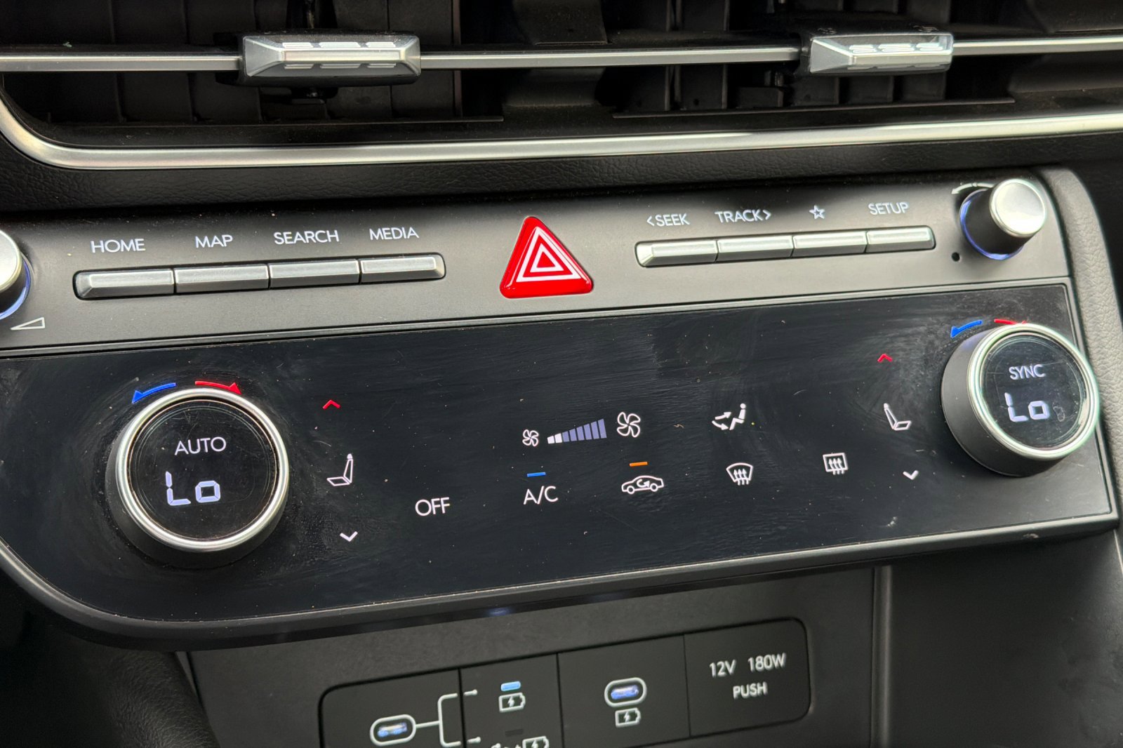 Used 2024 Hyundai Sonata SEL FWD image 19