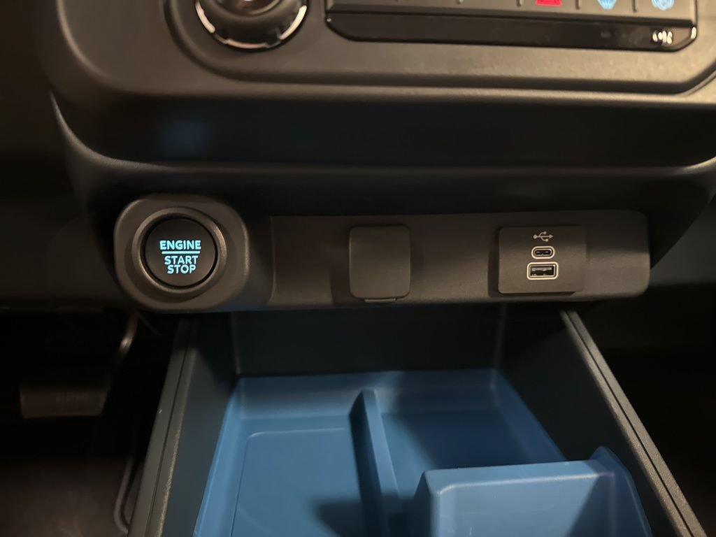 New 2025 Ford Maverick XLT w/ Equipment Group 302A AWD/4WD image 28
