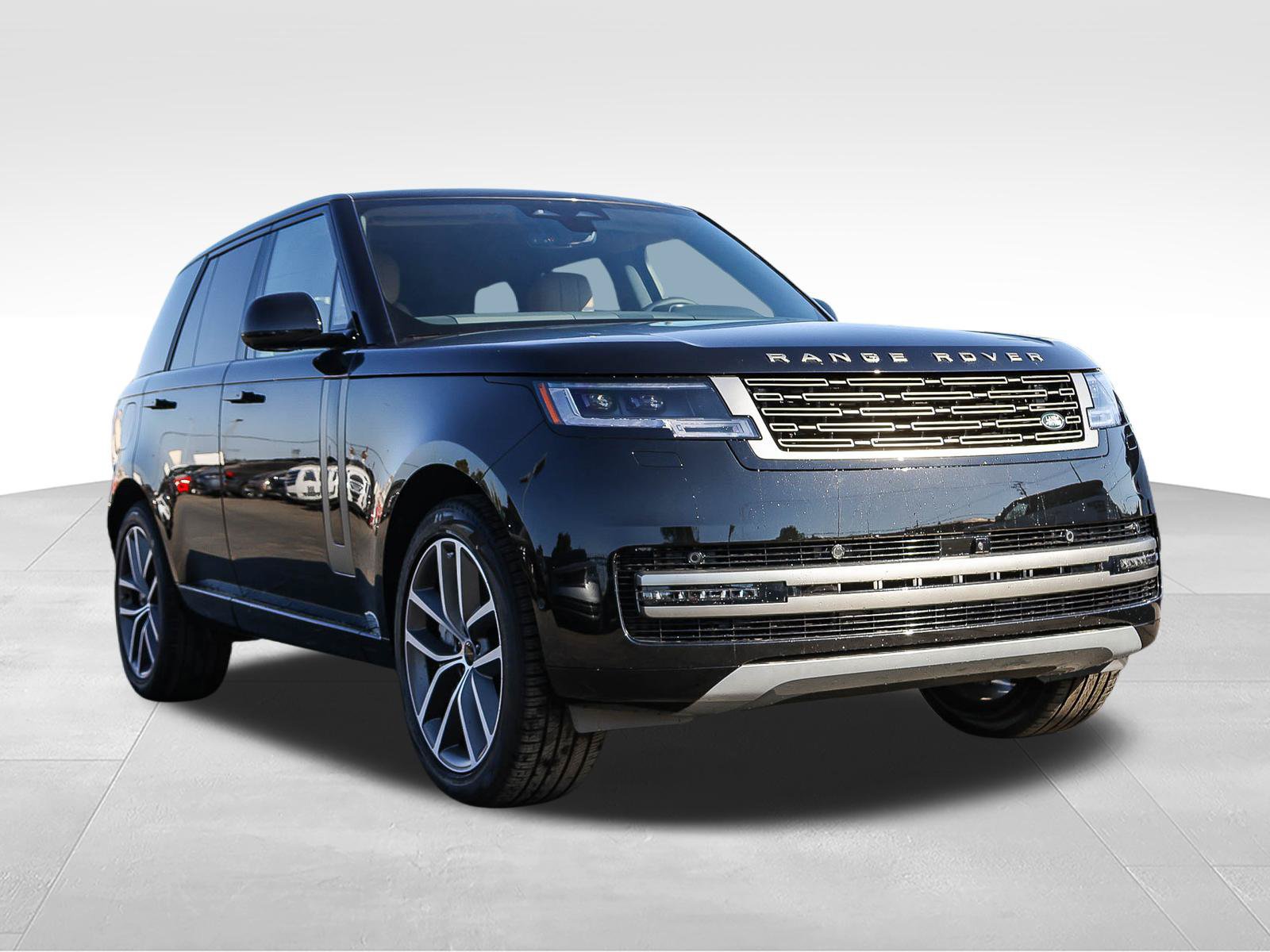 New 2026 Land Rover Range Rover SE AWD/4WD image 3