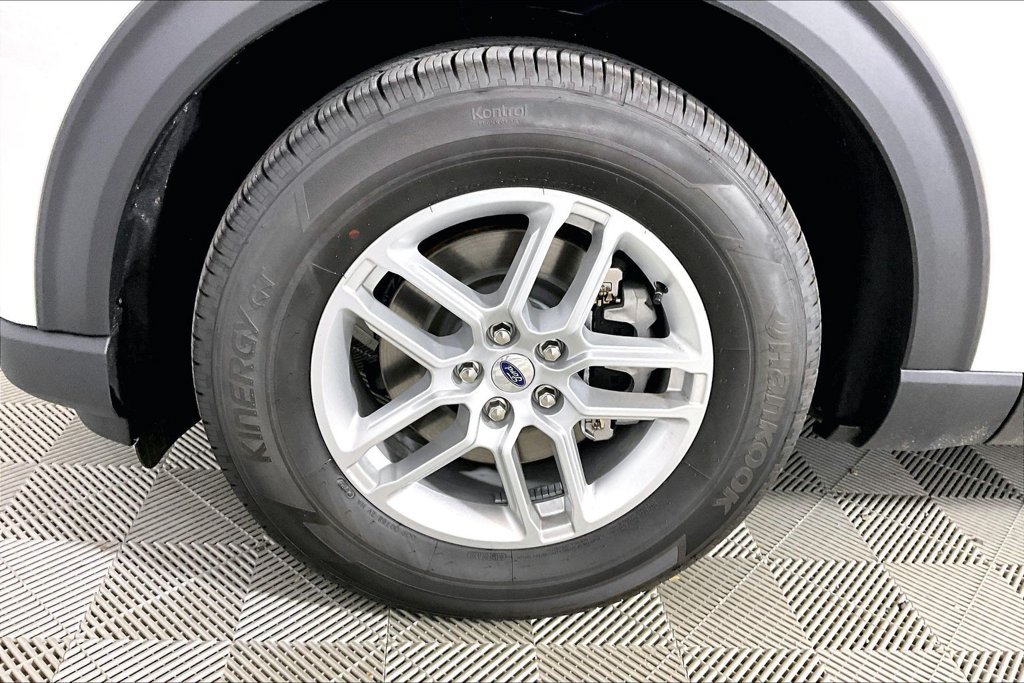 New 2026 Ford Explorer Active w/ Active Comfort Package RWD image 11