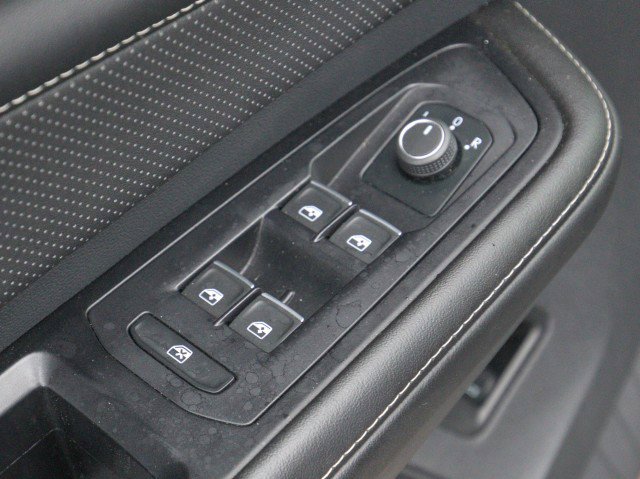 Used 2024 Volkswagen Atlas SE image 13