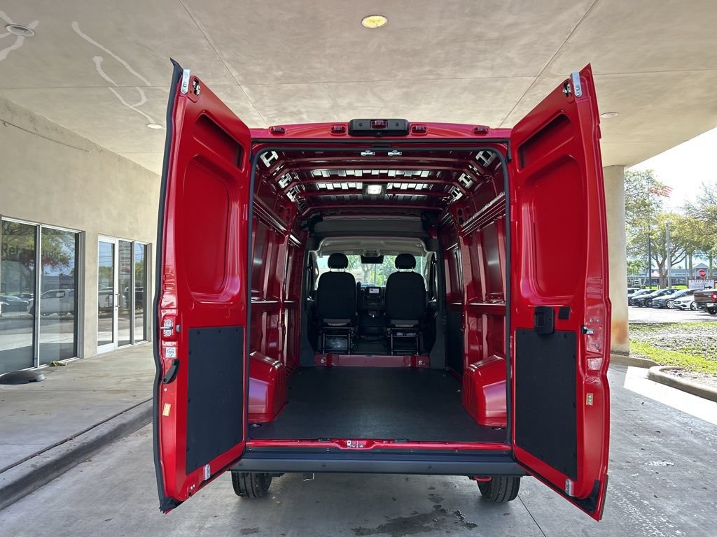 New 2026 RAM ProMaster 2500 w/ Convenience Group FWD image 32