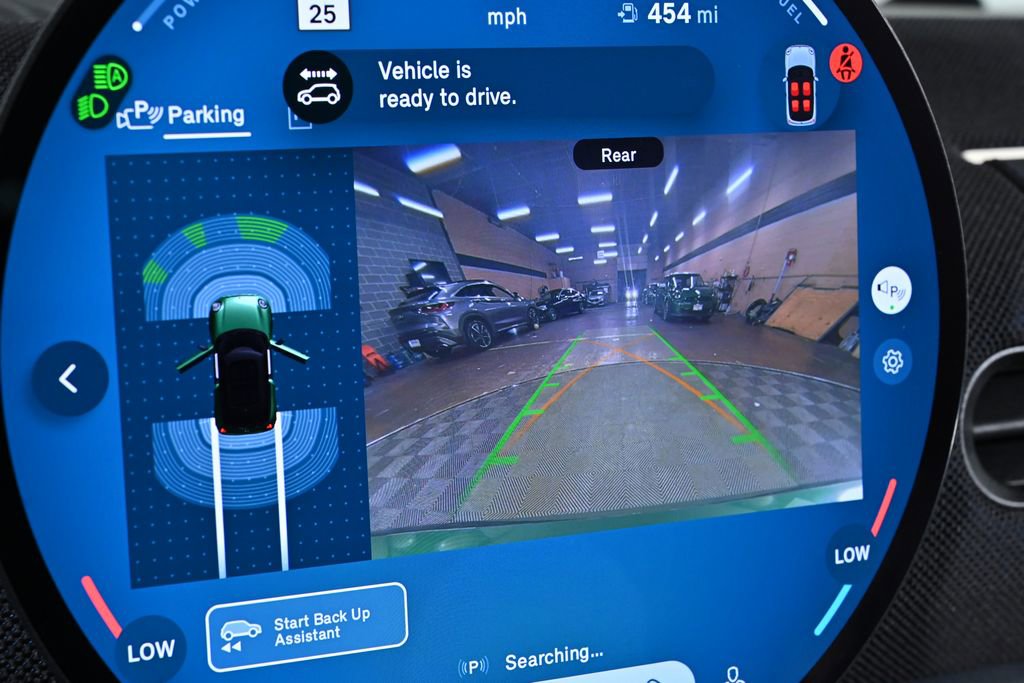 Used 2025 MINI Cooper 2-Door Hardtop image 14