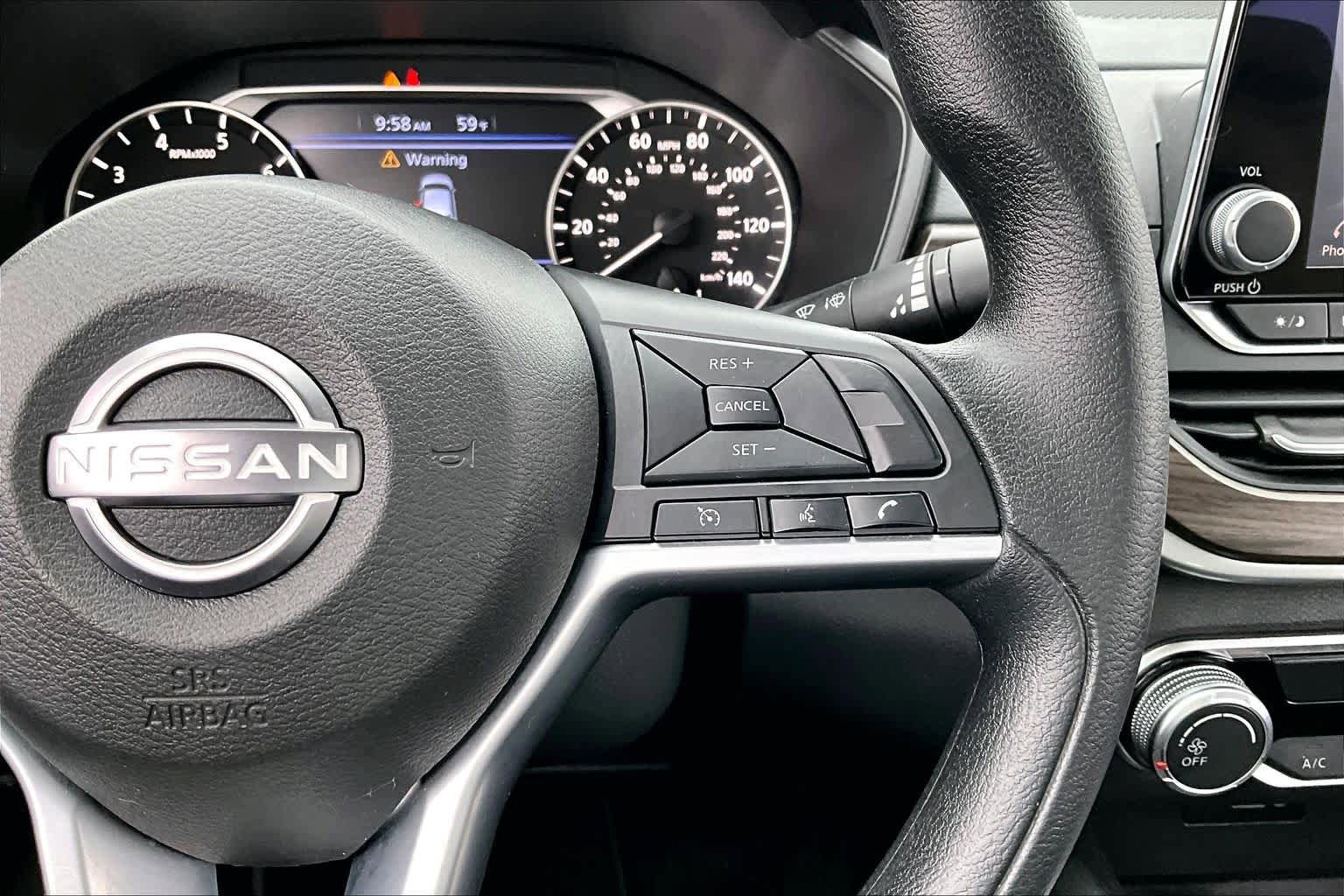 Used 2025 Nissan Altima 2.5 SV FWD image 25