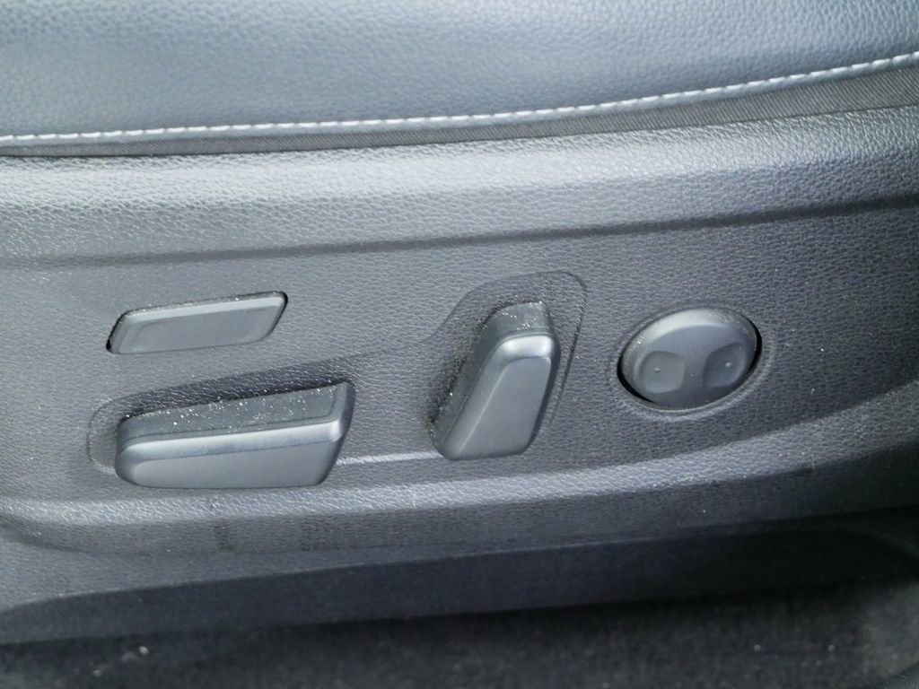 Used 2022 Kia Telluride SX w/ Nightfall Edition Package image 22