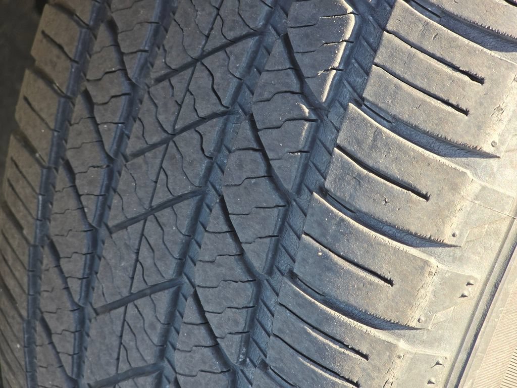 Used 2019 Chrysler Pacifica Touring-L Plus w/ Advanced Safetytec Group FWD image 21