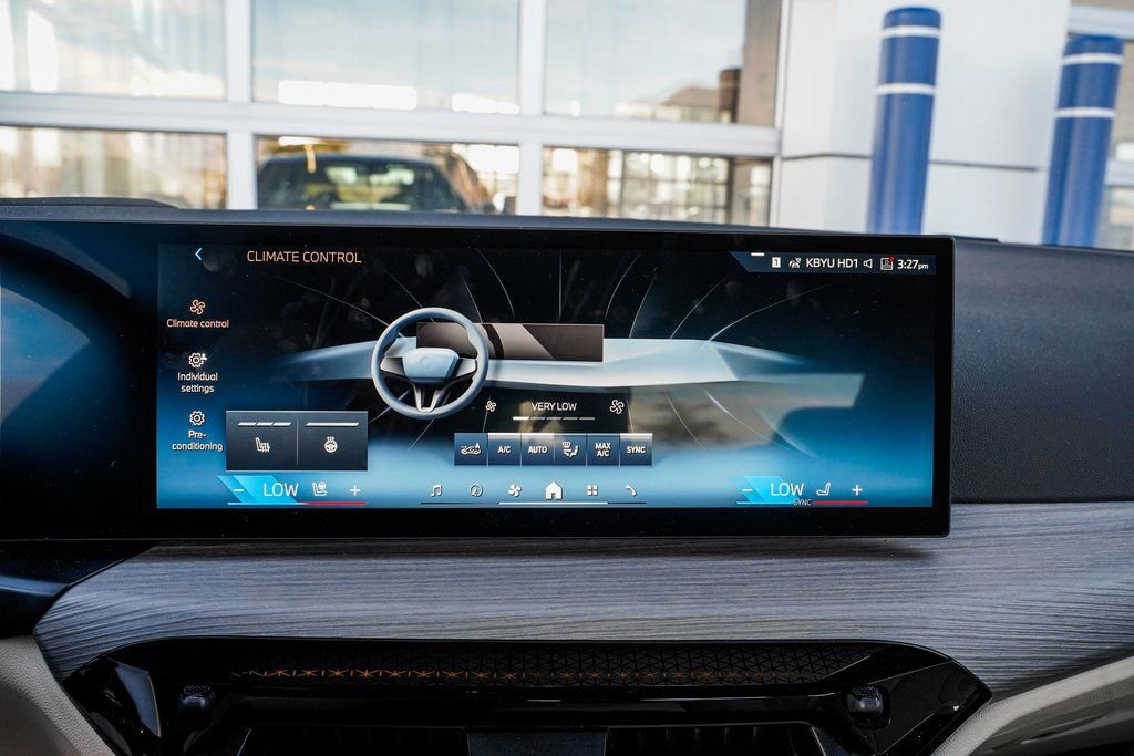 Used 2025 BMW 430i xDrive Coupe w/ M Sport Package image 12