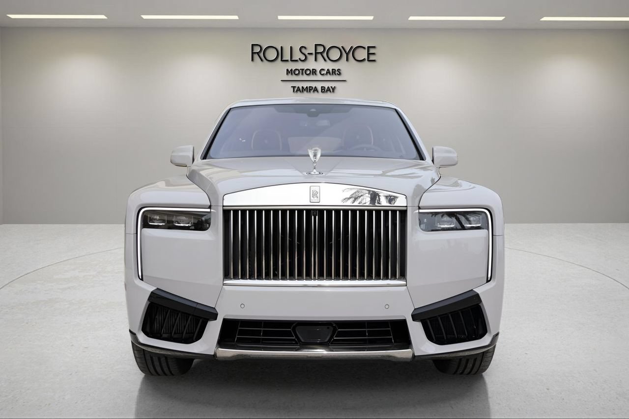 New 2026 Rolls-Royce Cullinan AWD/4WD image 6