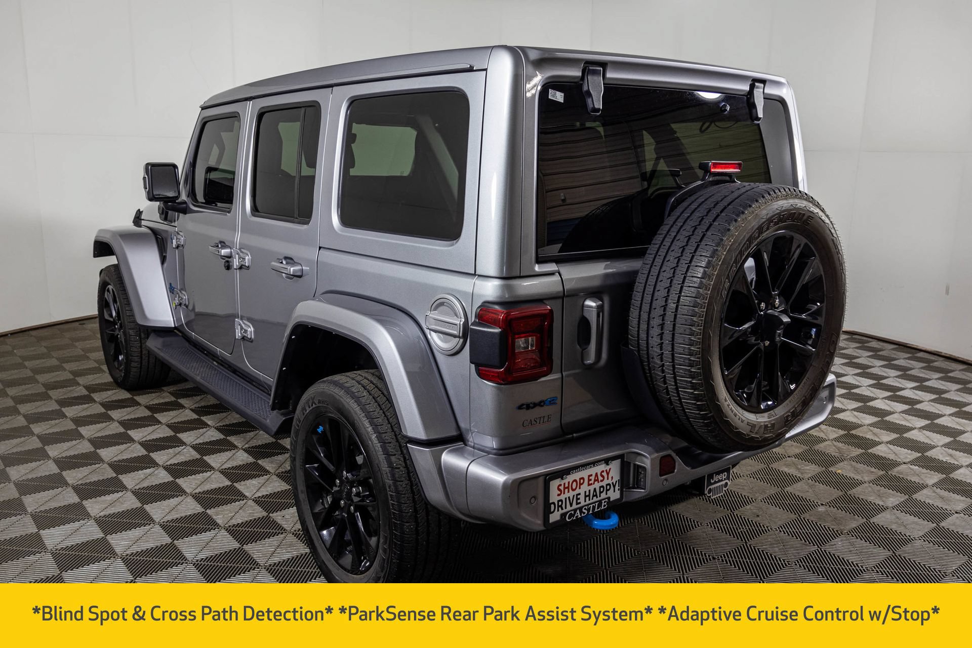 Used 2021 Jeep Wrangler Unlimited Sahara AWD/4WD image 22