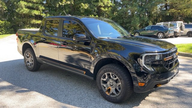 Used 2026 Ford Maverick Tremor AWD/4WD image 2