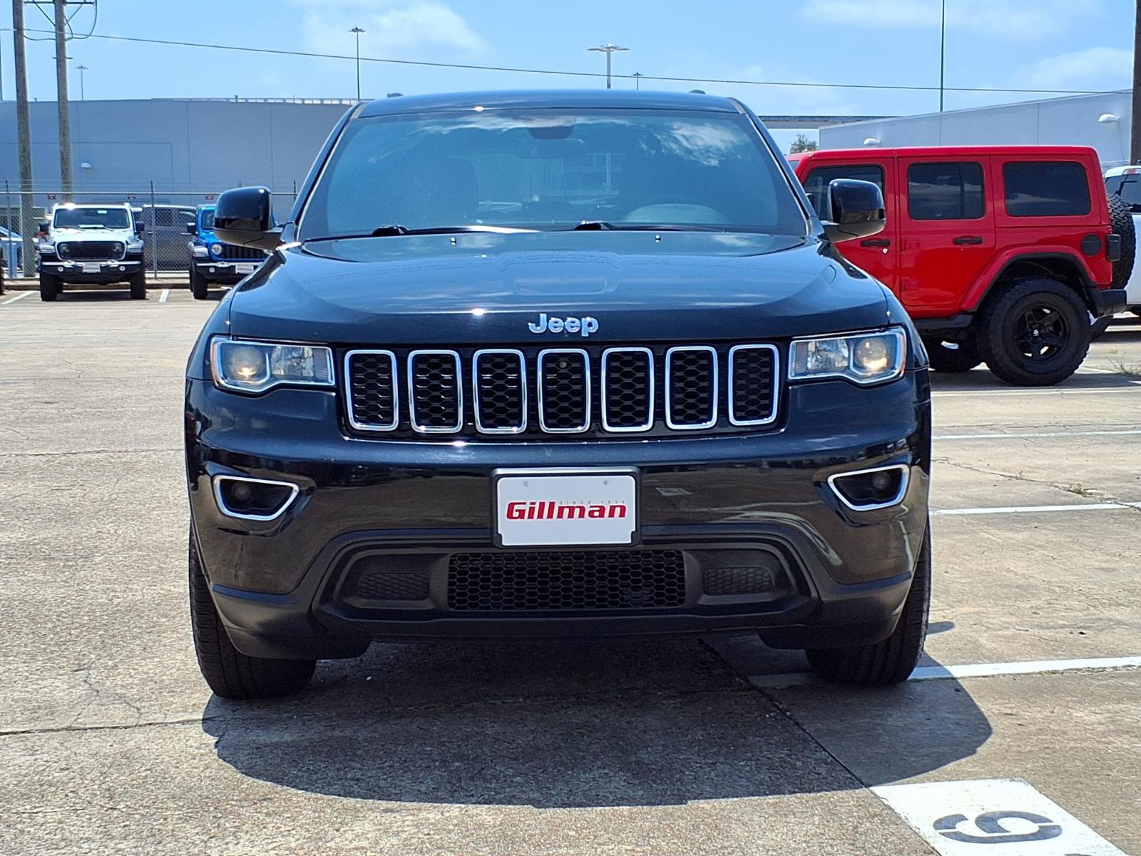 Used 2019 Jeep Grand Cherokee Laredo RWD image 23