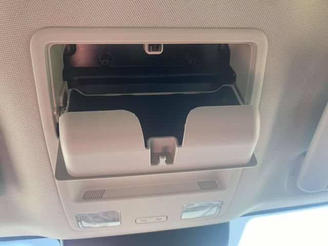 New 2026 Ford Maverick XLT w/ XLT Luxury Package FWD image 19