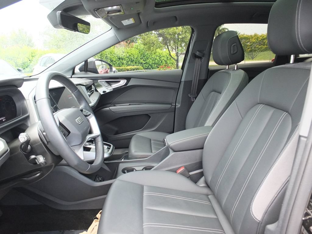 Used 2024 Audi Q4 e-tron Premium w/ Convenience Package AWD/4WD image 16