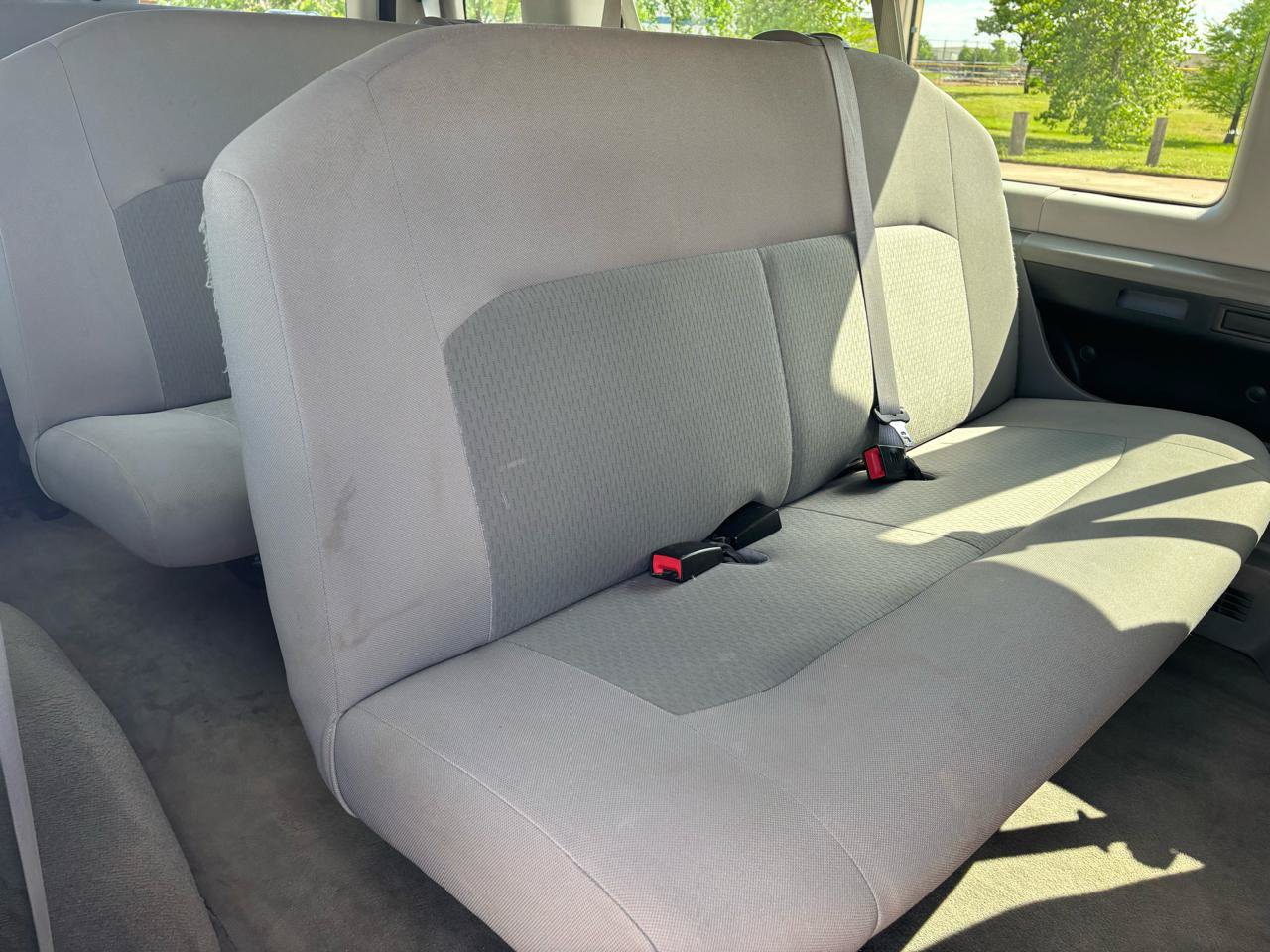 Used 2014 Ford E-350 and Econoline 350 XLT RWD image 10