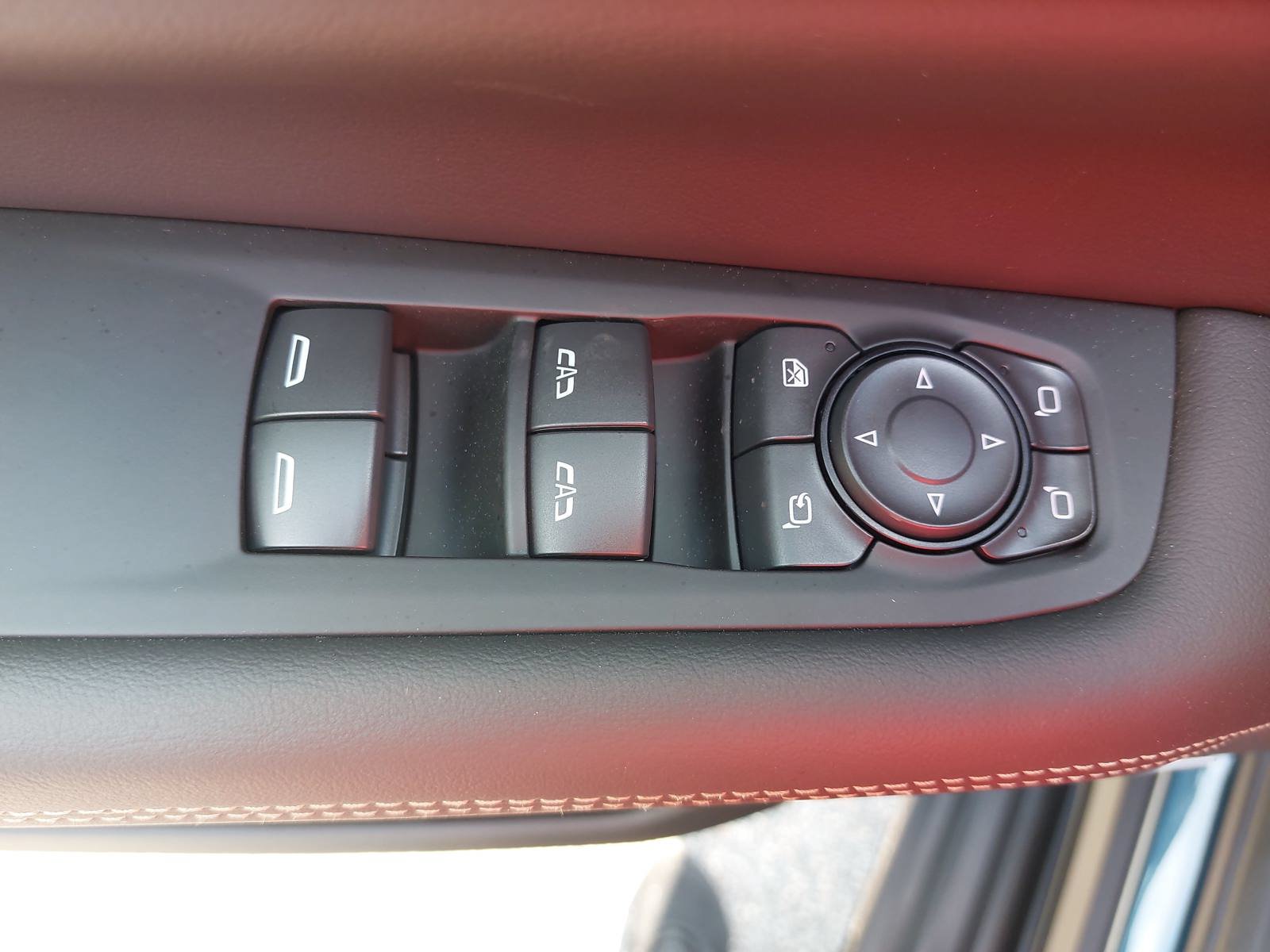 New 2026 GMC Yukon XL Elevation w/ Elevation Premium Package AWD/4WD image 29