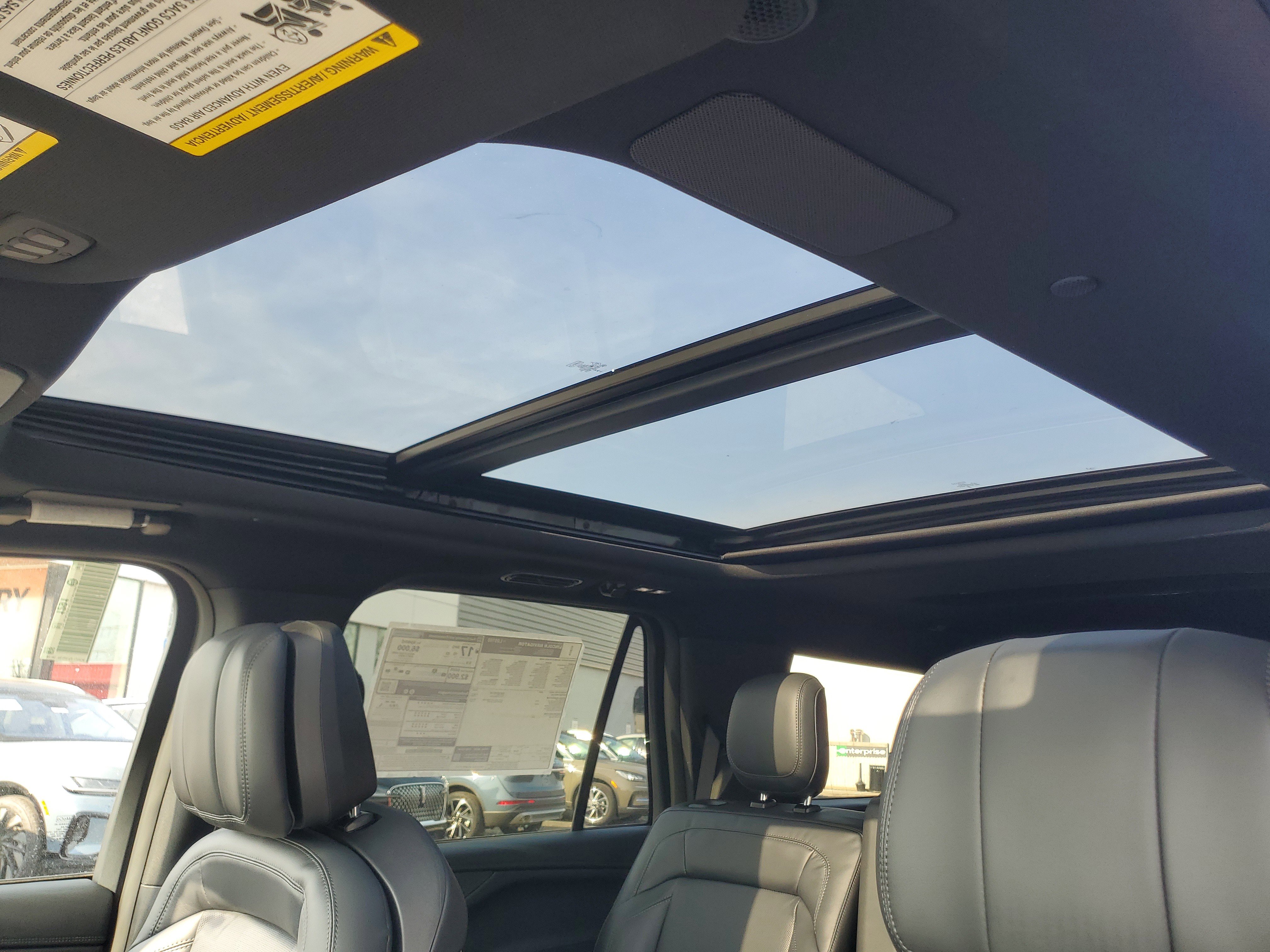 New 2026 Lincoln Navigator Reserve w/ Jet Appearance Package image 11