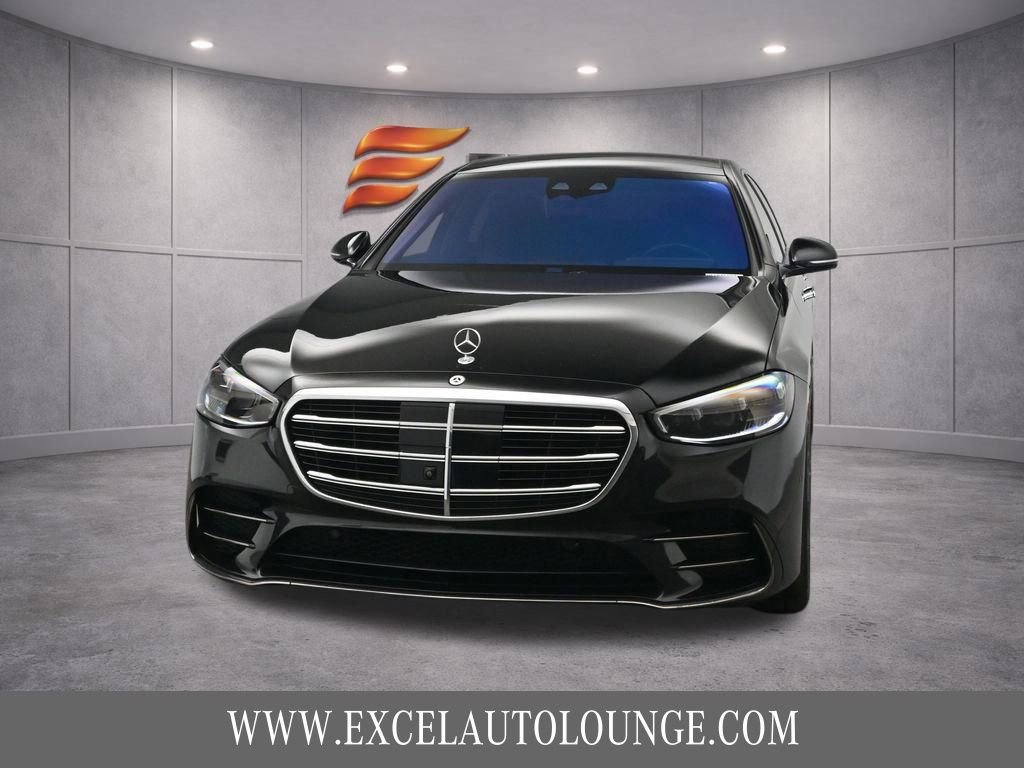 Used 2023 Mercedes-Benz S 500 4MATIC w/ AMG Line image 9