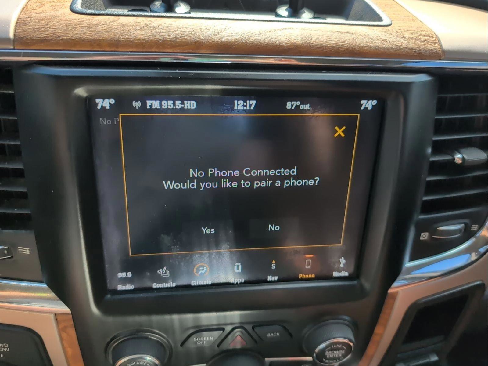 Certified 2018 RAM 2500 Longhorn image 20