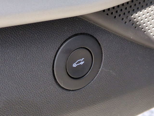 Used 2019 Chevrolet Camaro LT w/ RS Package RWD image 15