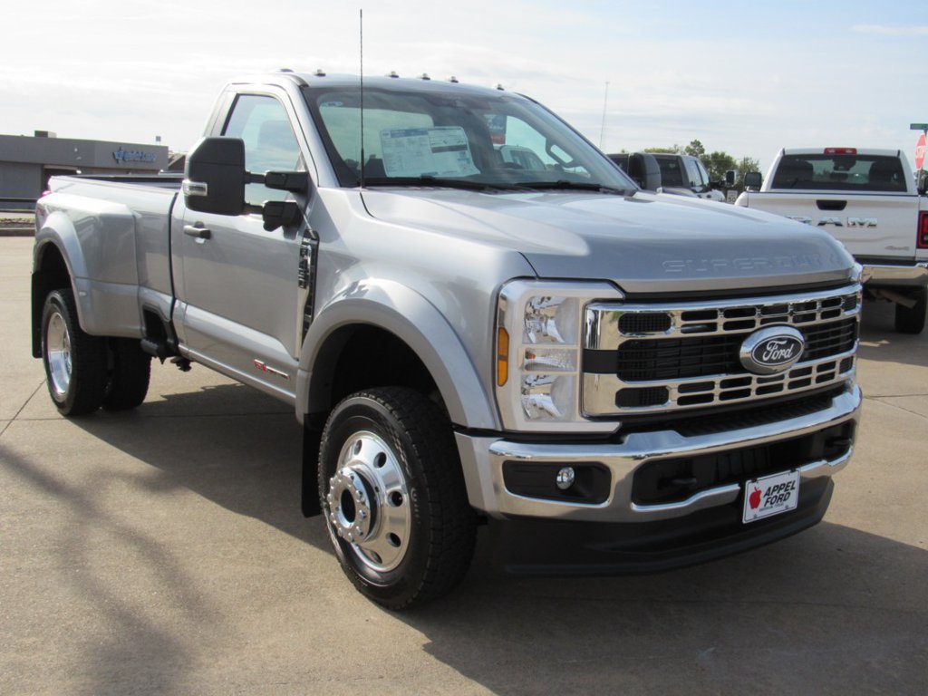New 2027 Ford F450 XLT w/ 360-Degree Camera Package