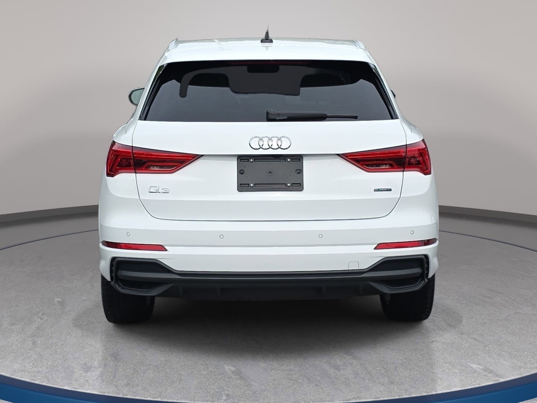 Used 2024 Audi Q3 2.0T Premium Plus w/ Premium Plus Package AWD/4WD image 6