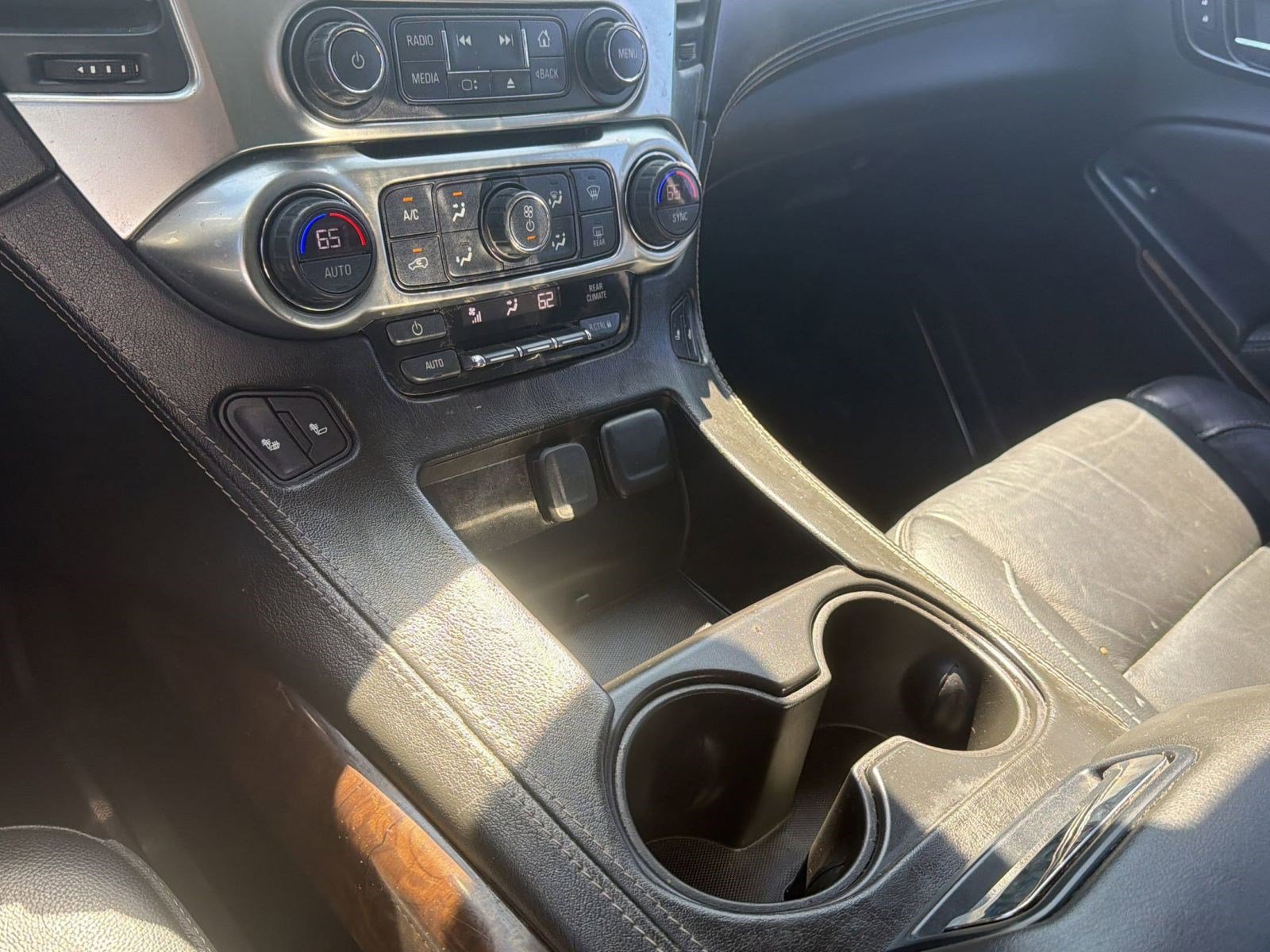Used 2019 Chevrolet Tahoe LT AWD/4WD image 24