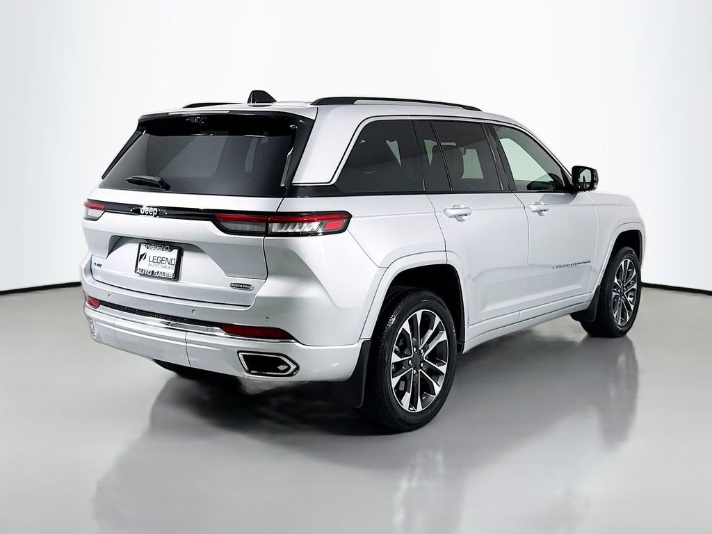 Used 2023 Jeep Grand Cherokee Overland w/ Advanced Protech Group III AWD/4WD image 5