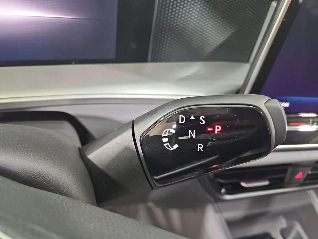 New 2026 Volkswagen Tiguan SE AWD/4WD image 22