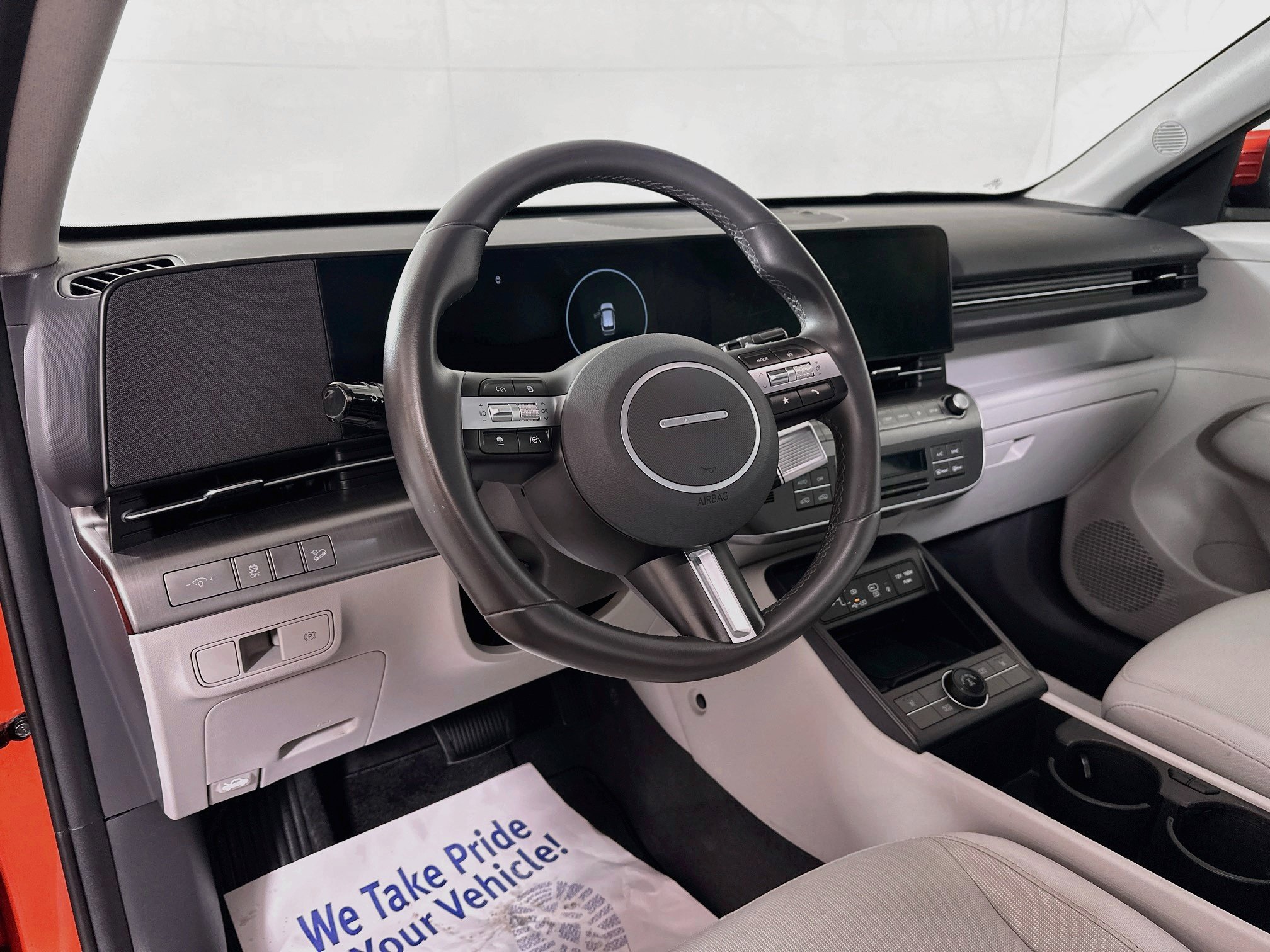 Certified 2024 Hyundai Kona SEL w/ Convenience Package AWD/4WD image 9