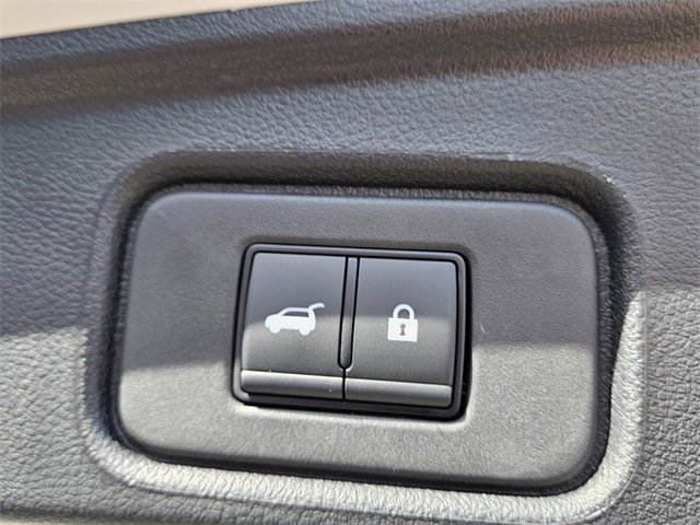 Used 2025 Nissan Pathfinder Rock Creek image 14