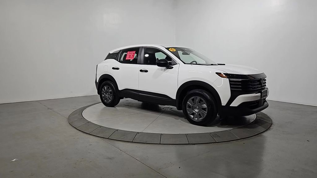 Used 2025 Nissan Kicks S image 8