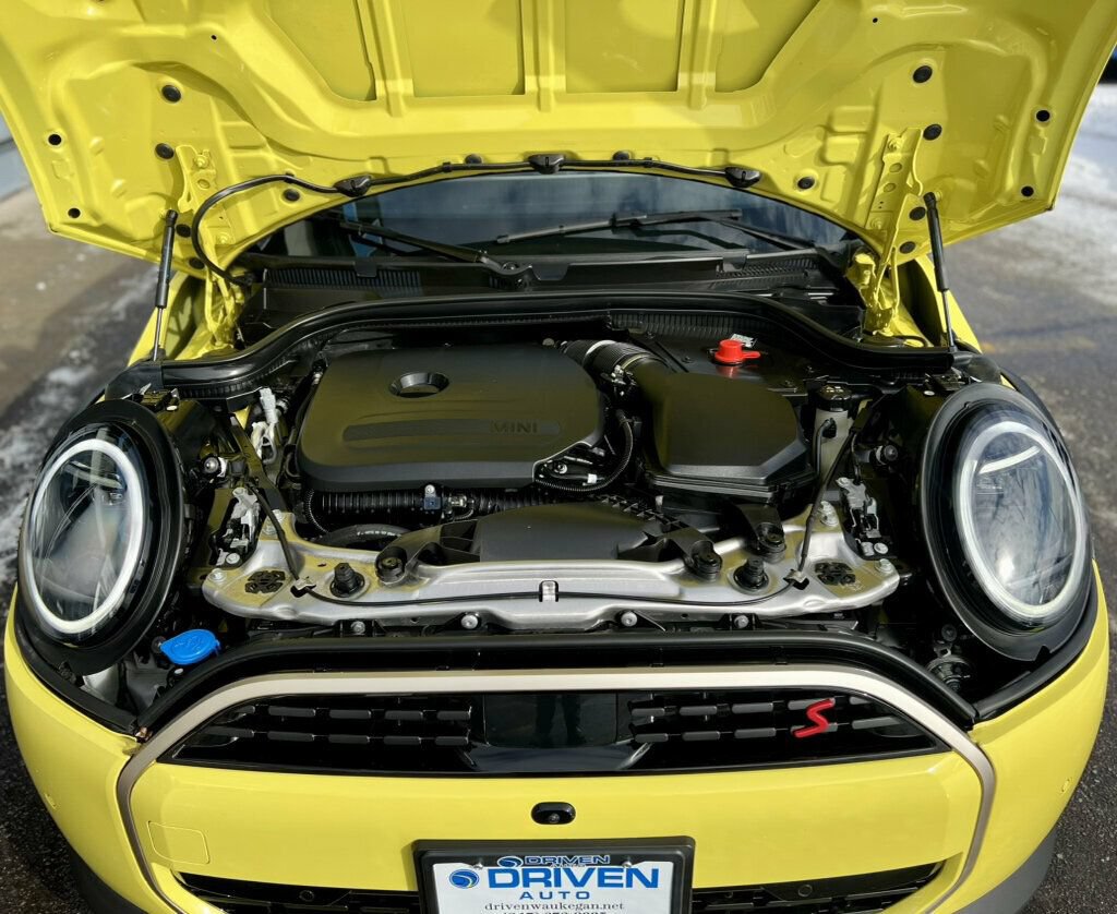 Used 2025 MINI Cooper S FWD image 10