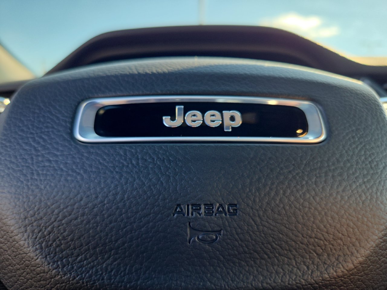 New 2027 Jeep Grand Cherokee Limited AWD/4WD image 7