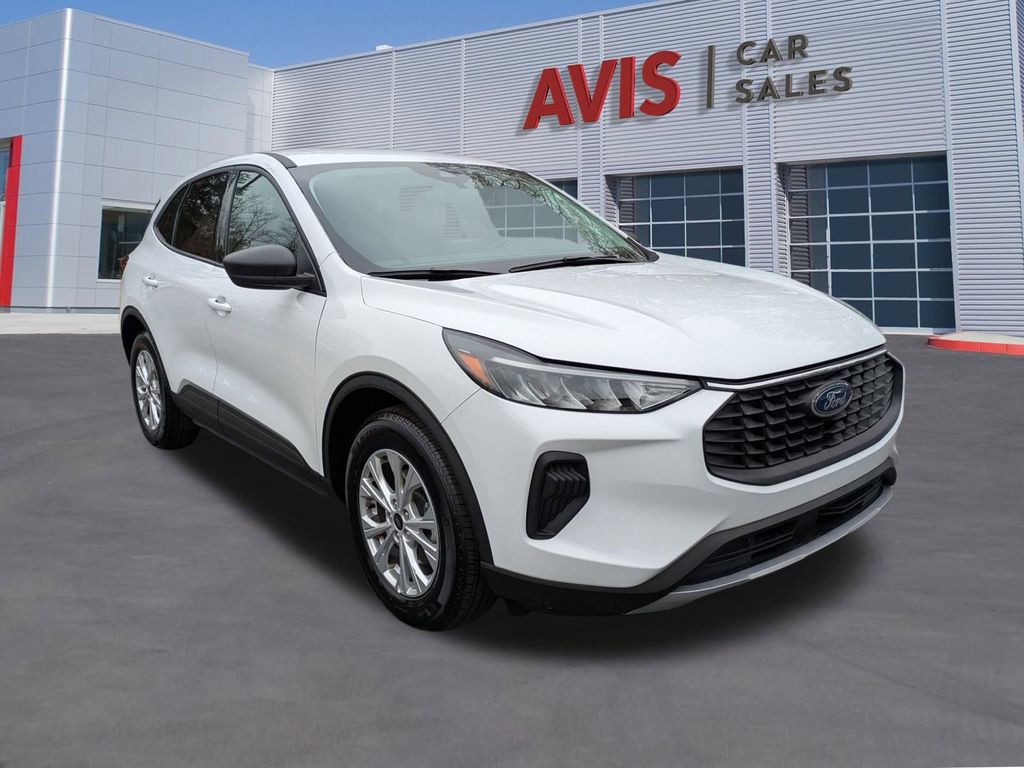 Used 2025 Ford Escape Active image 3