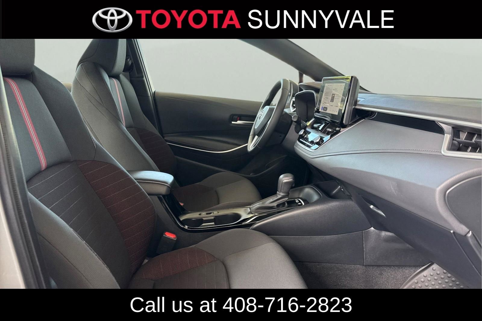 Certified 2025 Toyota Corolla SE w/ Convenience Package image 20