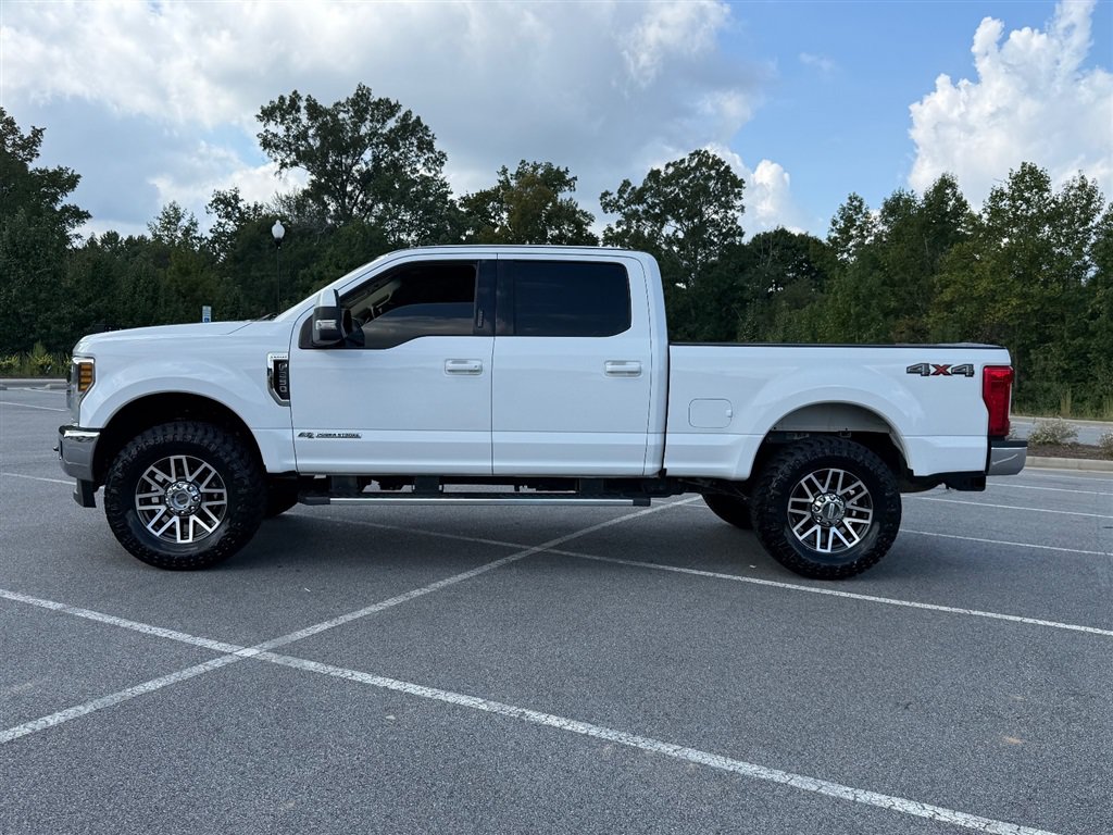 Used 2019 Ford F250 Lariat w/ Lariat Value Package AWD/4WD image 2