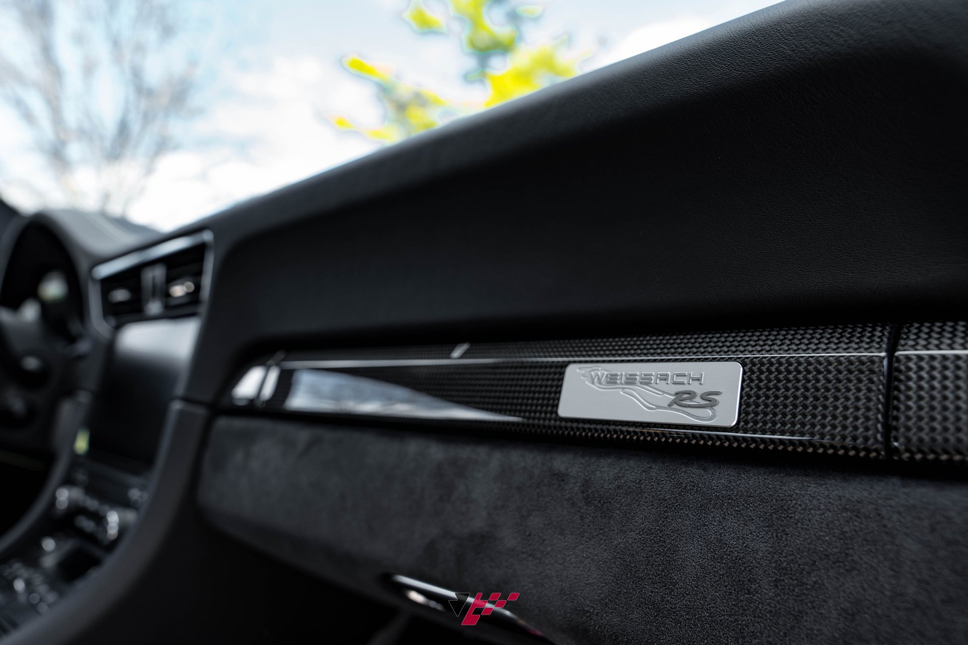 Used 2018 Porsche 911 GT2 RS image 5