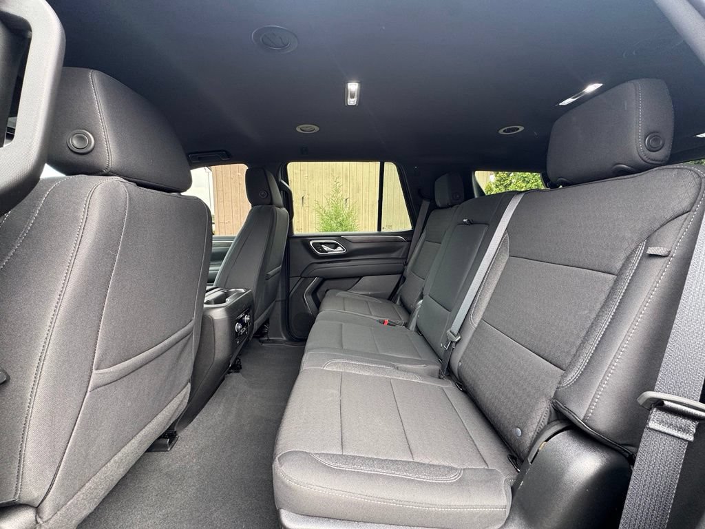 Used 2024 Chevrolet Tahoe LS AWD/4WD image 32