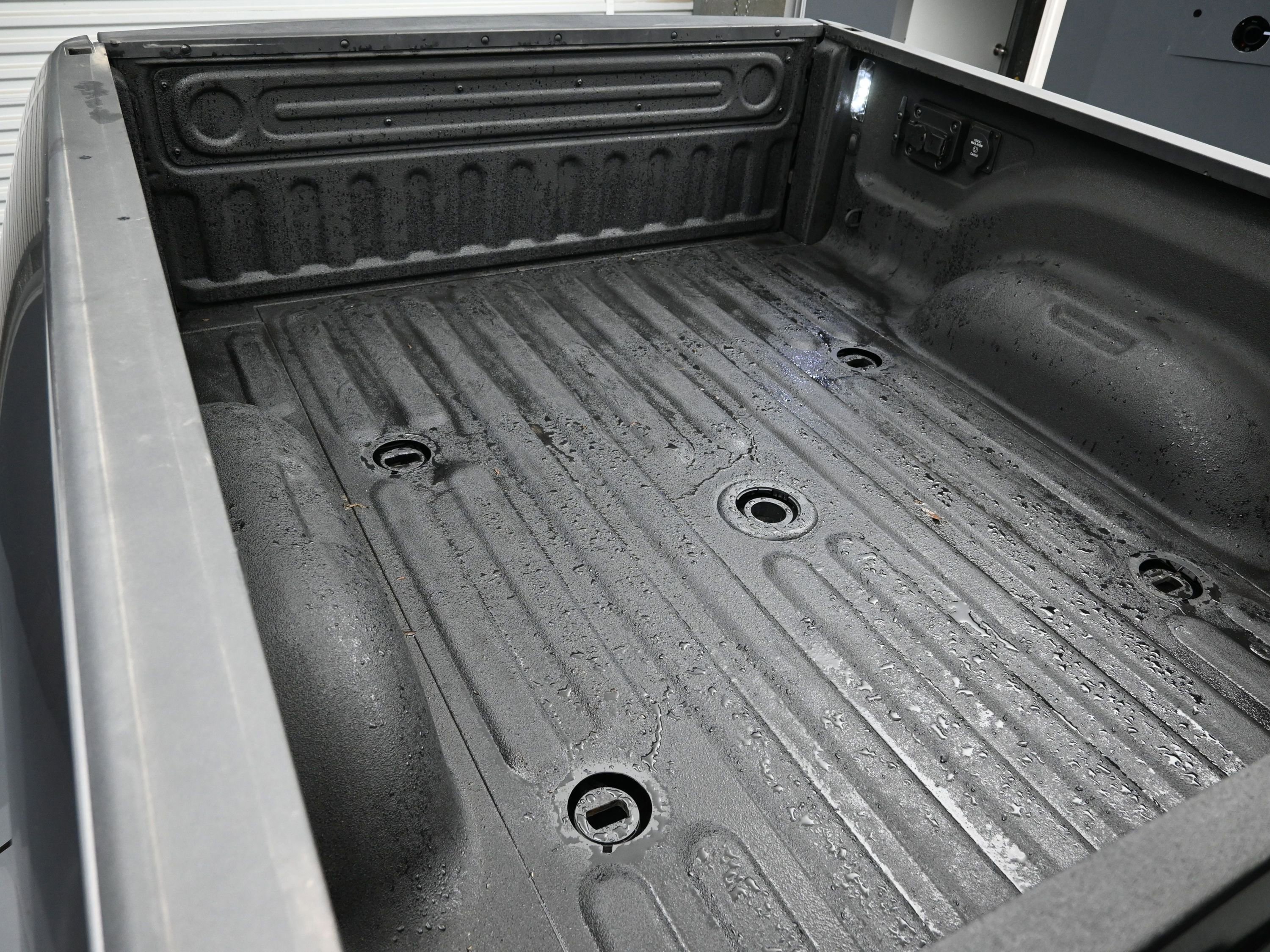 Used 2023 RAM 2500 Laramie w/ Night Edition AWD/4WD image 44