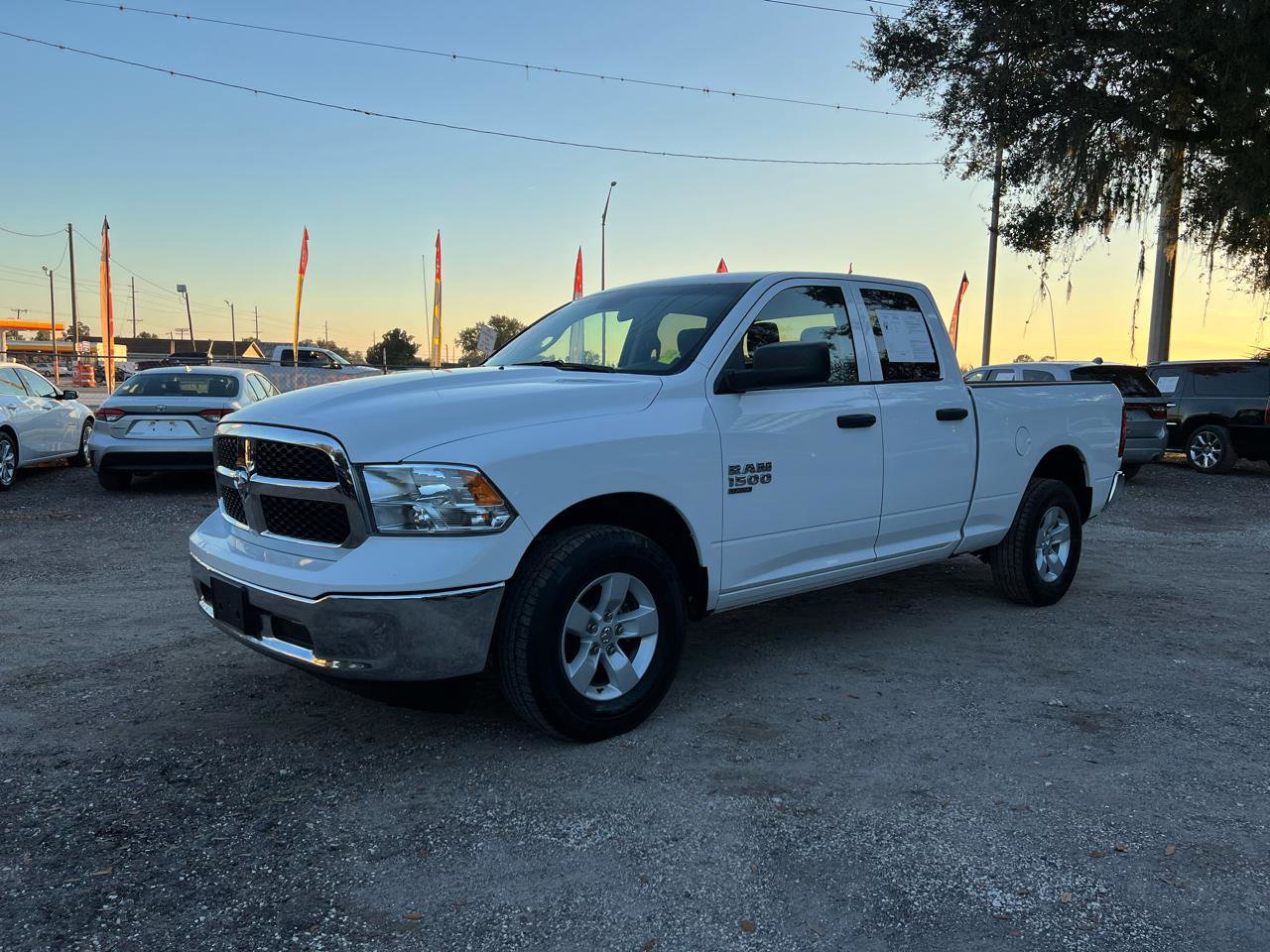 Used 2024 RAM 1500 Classic SLT AWD/4WD image 7