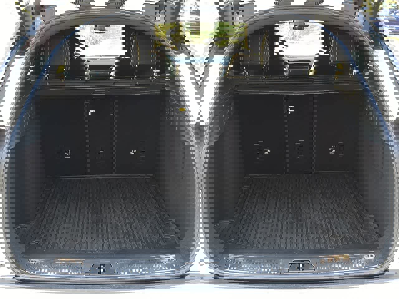 Used 2019 Land Rover Range Rover Velar S image 34