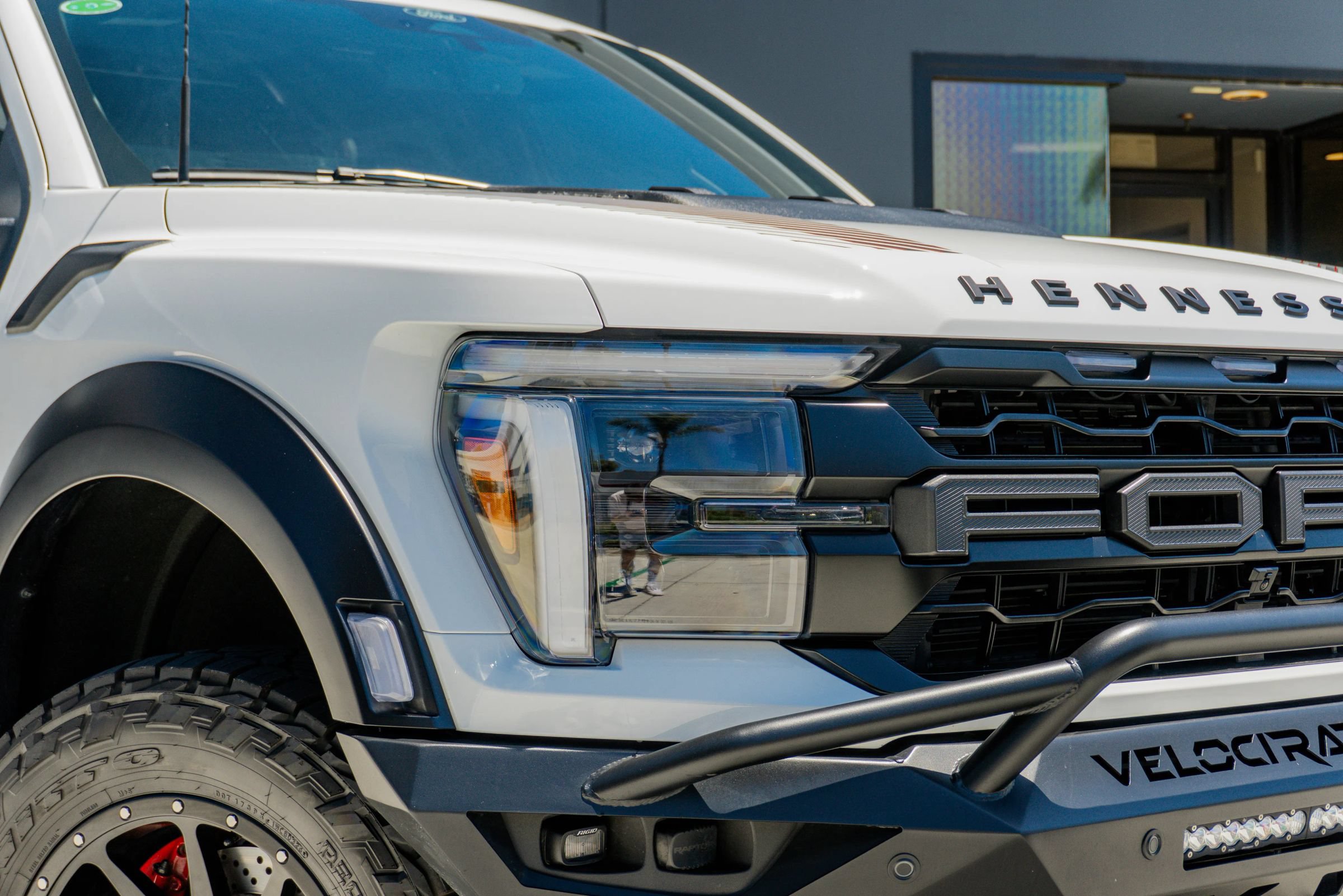 Used 2025 Ford F150 Raptor AWD/4WD image 37