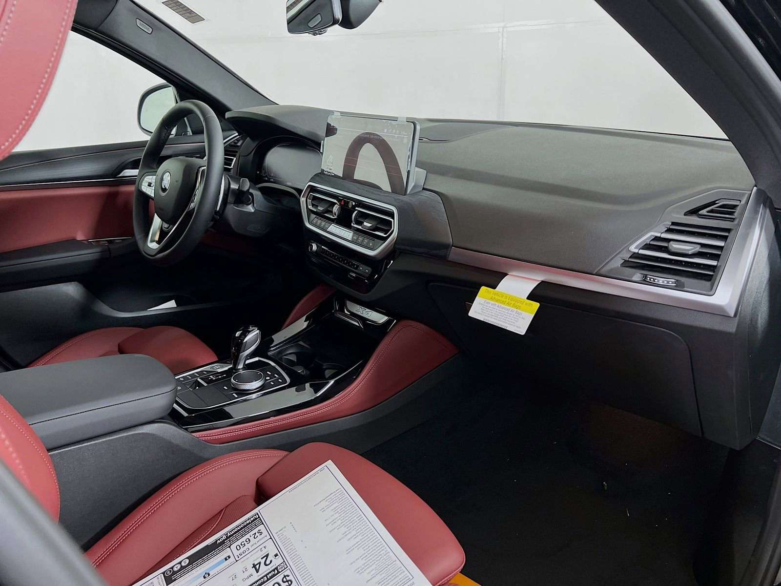 New 2025 BMW X4 xDrive30i w/ Convenience Package image 30