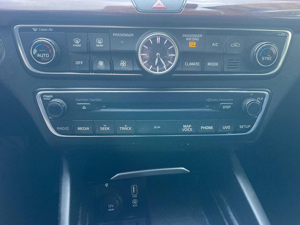 Used 2017 Kia Cadenza Technology FWD image 24