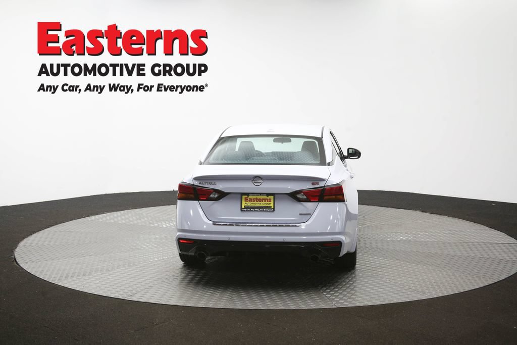 Used 2023 Nissan Altima 2.0 SR FWD image 38