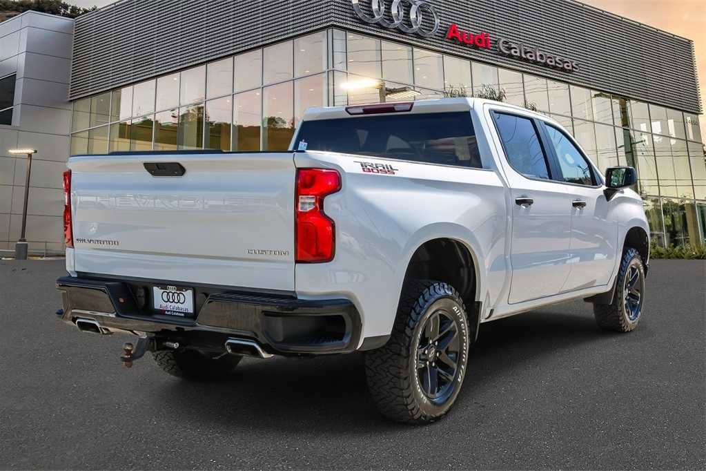 Used 2021 Chevrolet Silverado 1500 Custom Trail Boss image 4