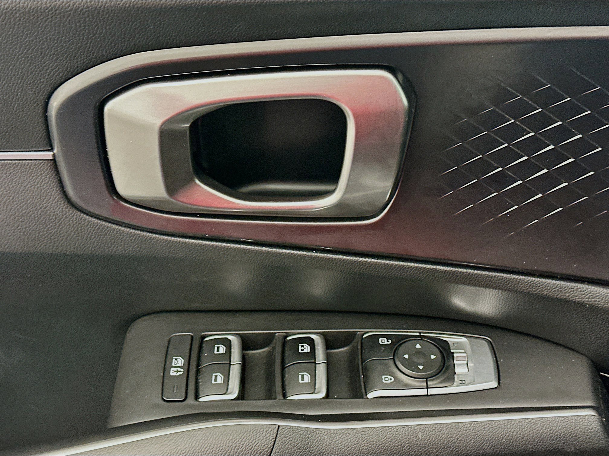 Used 2024 Kia Sorento S image 15