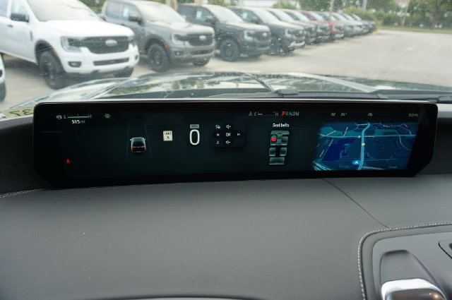 New 2026 Ford Expedition Max Platinum w/ Driver's Package AWD/4WD image 13