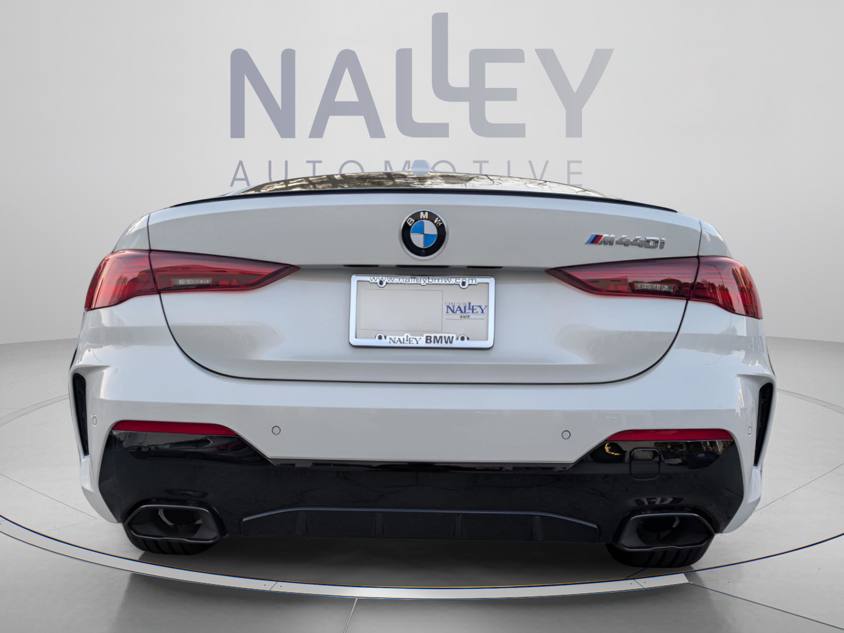 Used 2026 BMW M440i Coupe RWD image 4